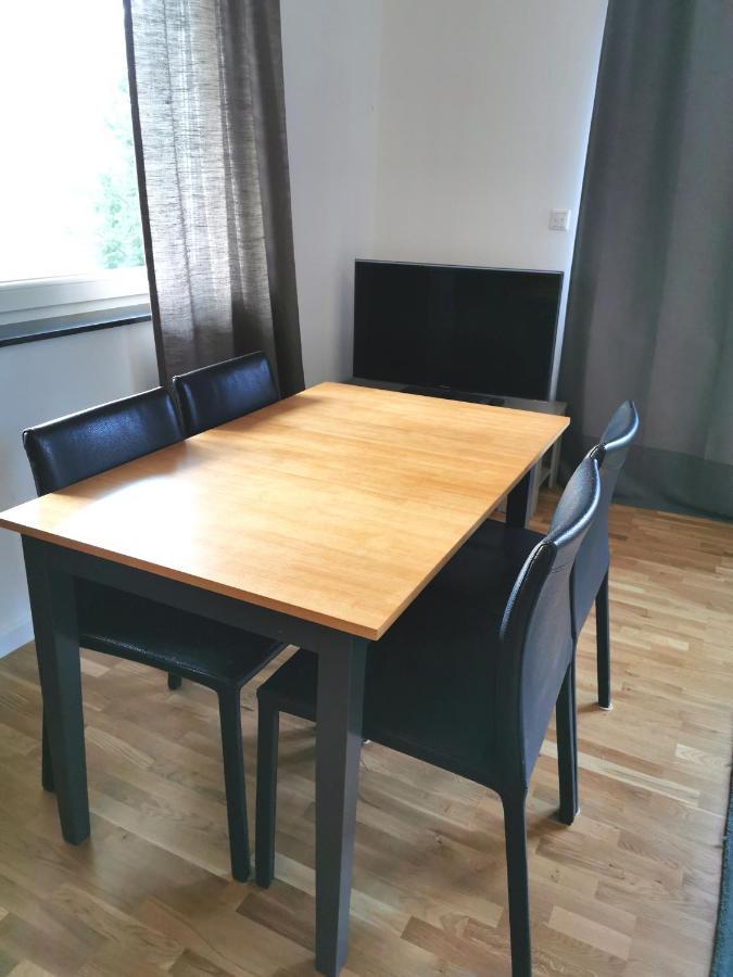 מרבורג Geraeumige 2-Z Wohnung Im Gruenen, Garten, Terrasse, Ruhig, Natur, Phantastischer Blick! מראה חיצוני תמונה