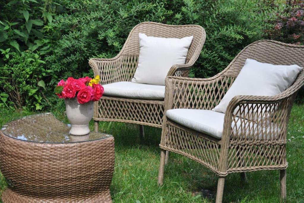 מרבורג Geraeumige 2-Z Wohnung Im Gruenen, Garten, Terrasse, Ruhig, Natur, Phantastischer Blick! מראה חיצוני תמונה